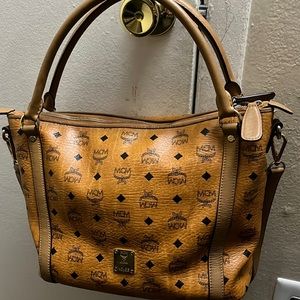 MCM cognac